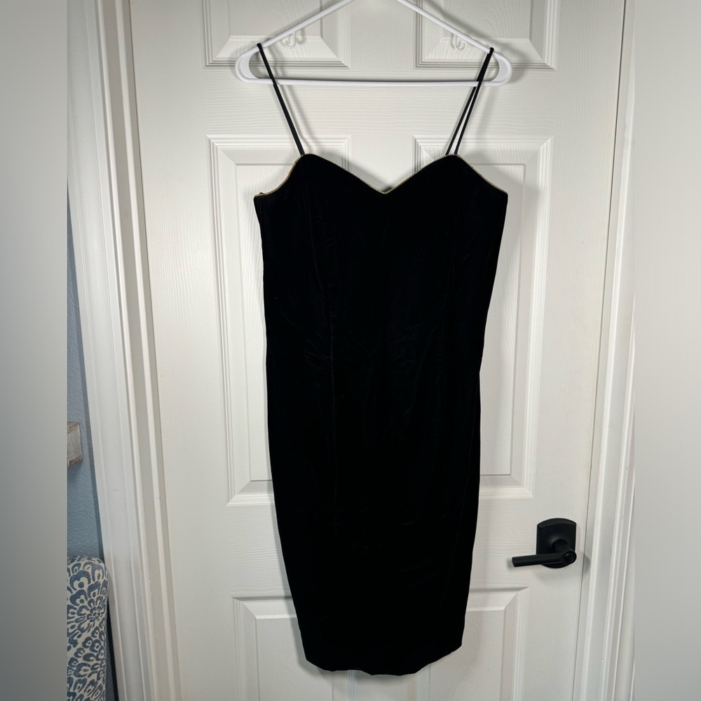 Vintage Alex Evenings Black Velvet Mini Pencil Dresss Gold Beading Size 10